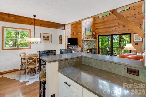 46 Trillium Lane Mars Hill NC 28754