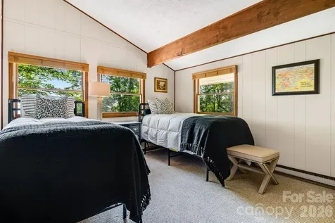 46 Trillium Lane Mars Hill NC 28754