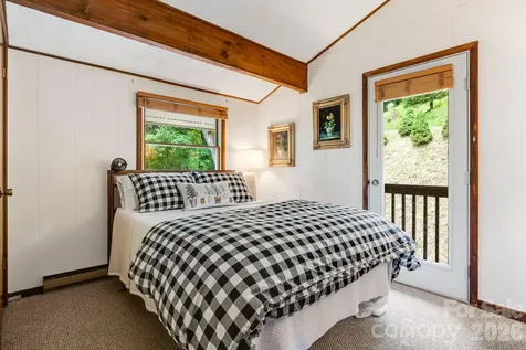 46 Trillium Lane Mars Hill NC 28754