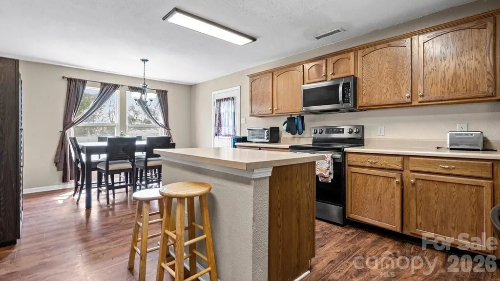 5597 Hammermill Drive Harrisburg NC 28075