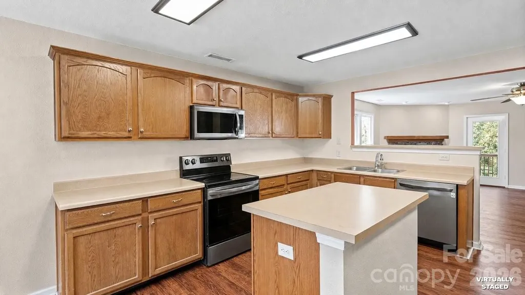 5597 Hammermill Drive Harrisburg NC 28075