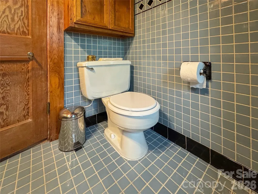 59 Warrior Road Linville Falls NC 28657