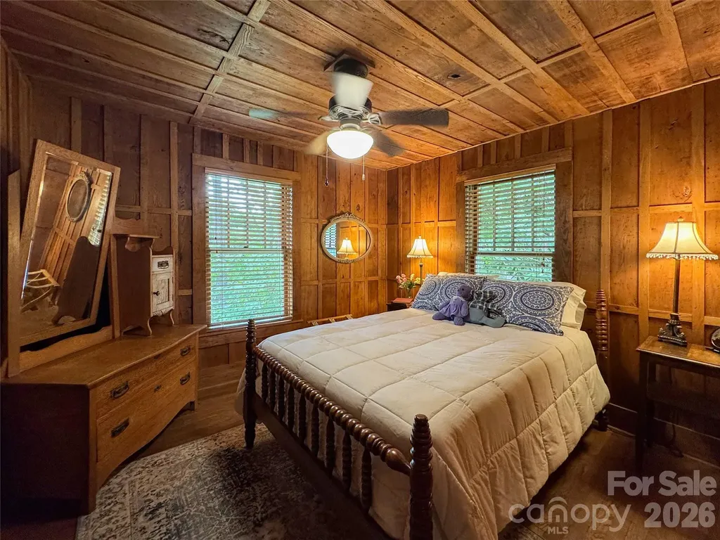 59 Warrior Road Linville Falls NC 28657