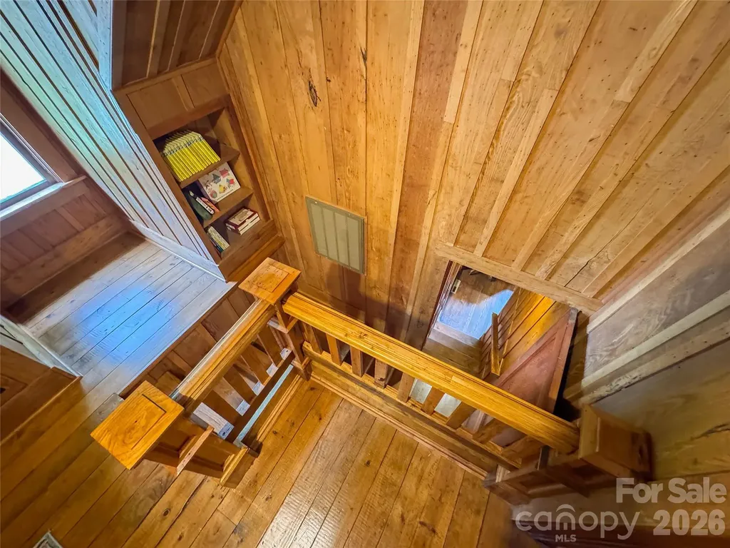 59 Warrior Road Linville Falls NC 28657