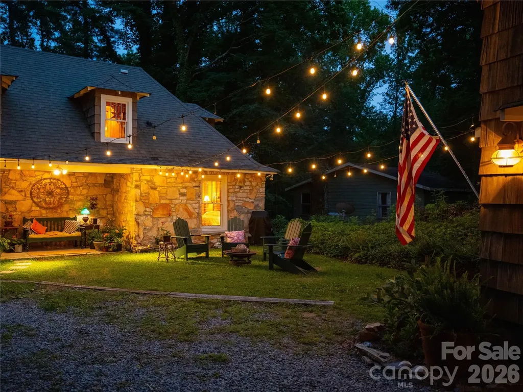 59 Warrior Road Linville Falls NC 28657