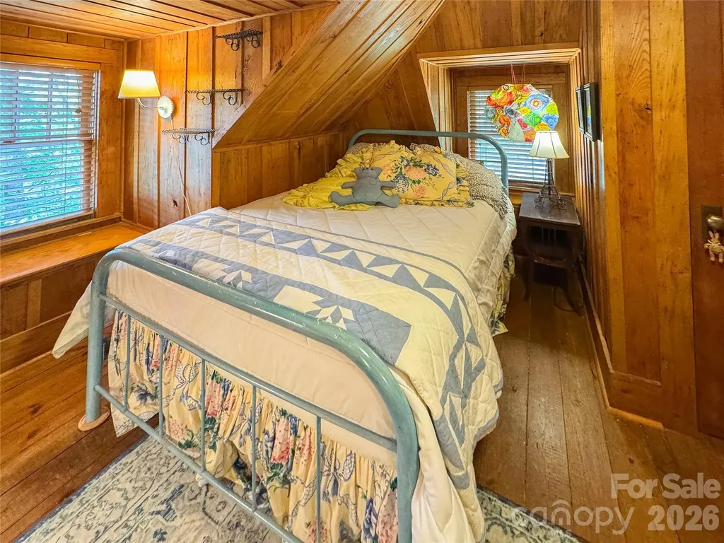59 Warrior Road Linville Falls NC 28657