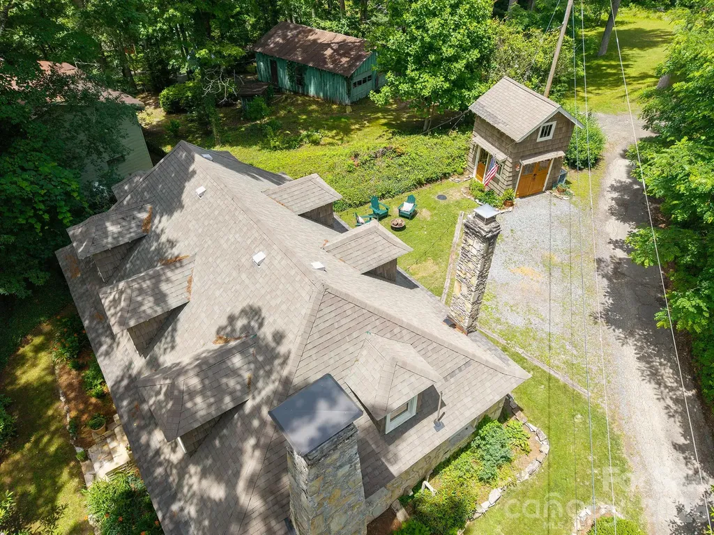 59 Warrior Road Linville Falls NC 28657
