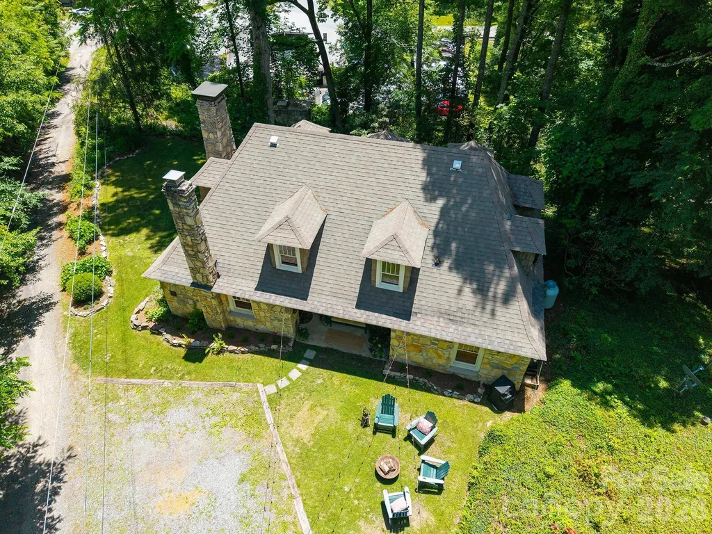 59 Warrior Road Linville Falls NC 28657