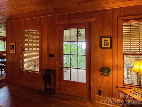 59 Warrior Road Linville Falls NC 28657