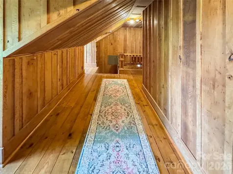 59 Warrior Road Linville Falls NC 28657