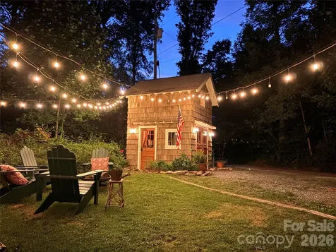 59 Warrior Road Linville Falls NC 28657