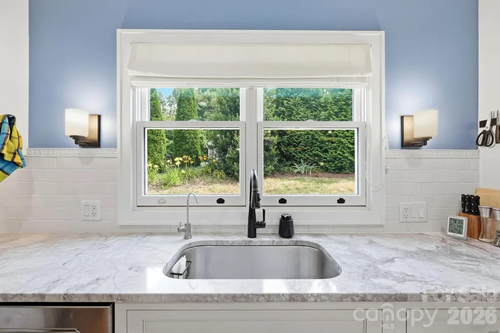 41 Cedarcliff Circle Asheville NC 28803