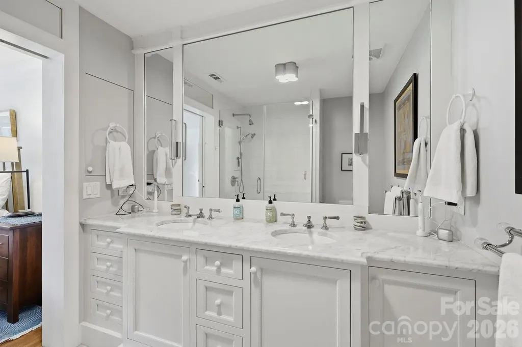 41 Cedarcliff Circle Asheville NC 28803