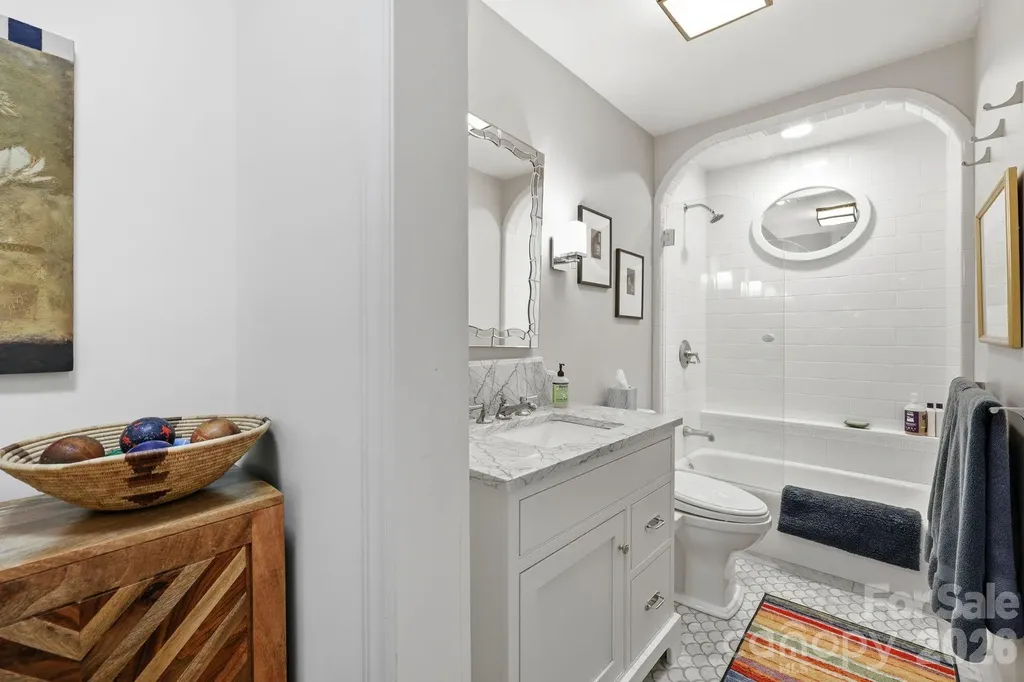 41 Cedarcliff Circle Asheville NC 28803