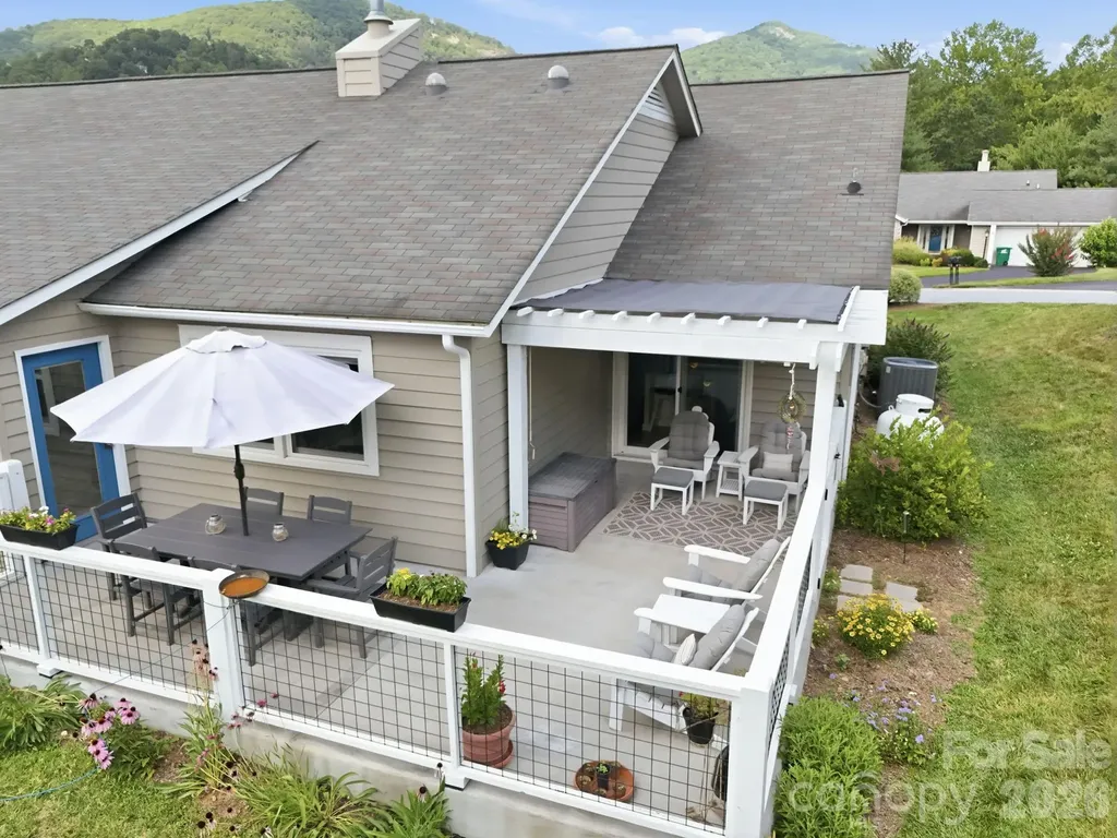41 Cedarcliff Circle Asheville NC 28803