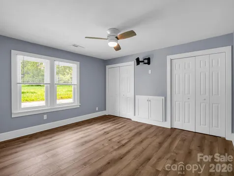 112 Resort Street Hendersonville NC 28792