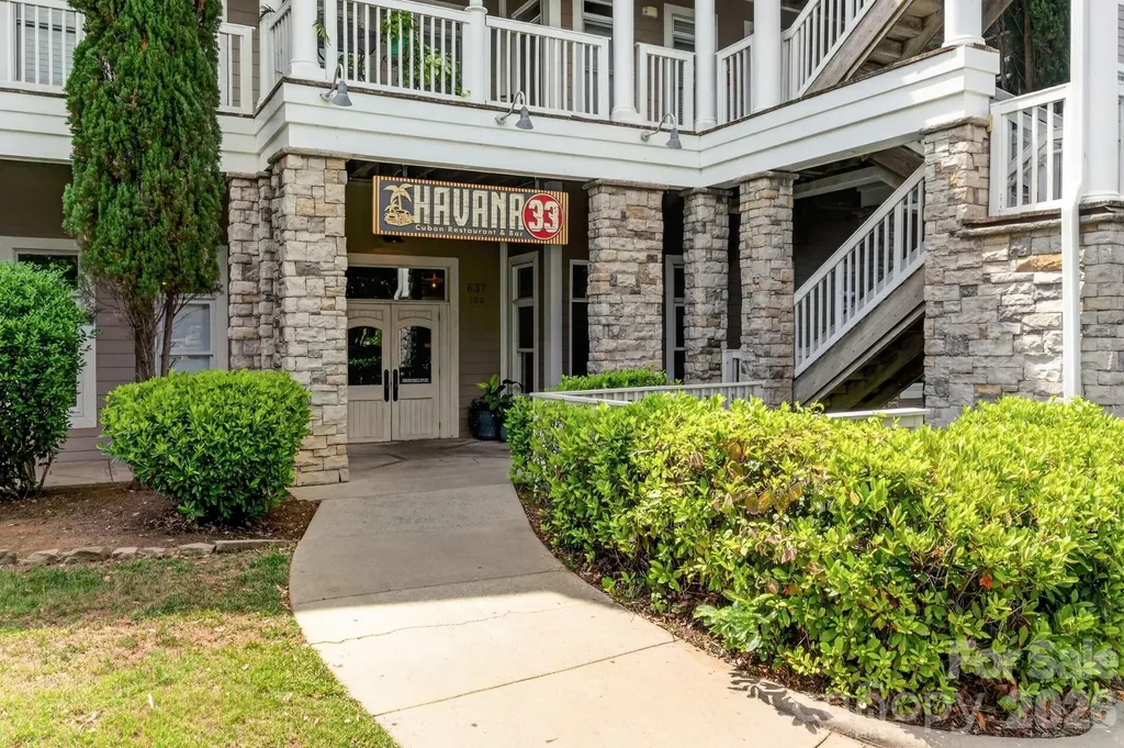 637 Williamson Road Mooresville NC 28117