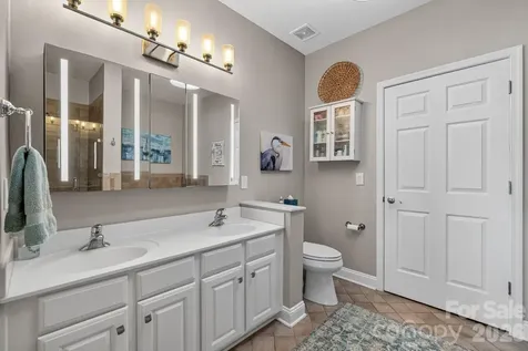 637 Williamson Road Mooresville NC 28117