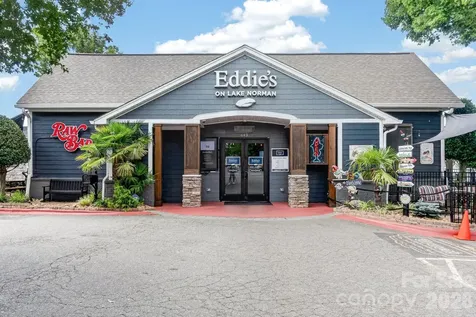 637 Williamson Road Mooresville NC 28117
