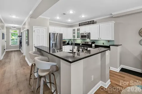 637 Williamson Road Mooresville NC 28117