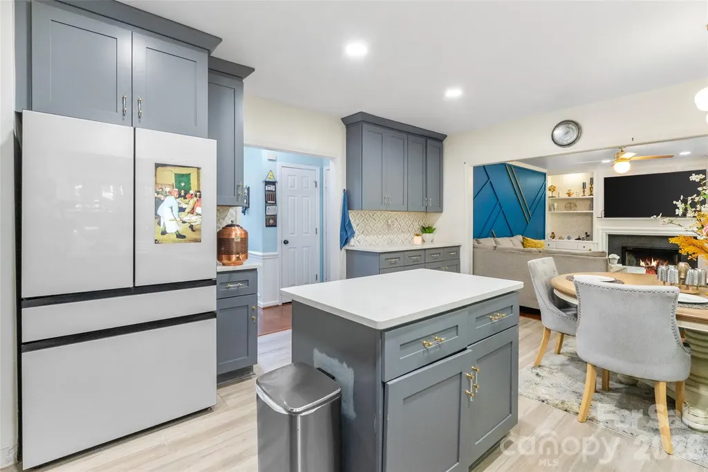 4131 Beauvista Drive Charlotte NC 28269