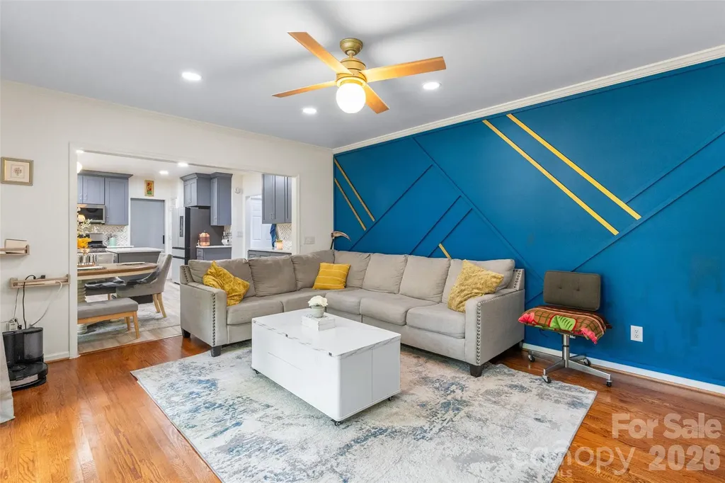 4131 Beauvista Drive Charlotte NC 28269