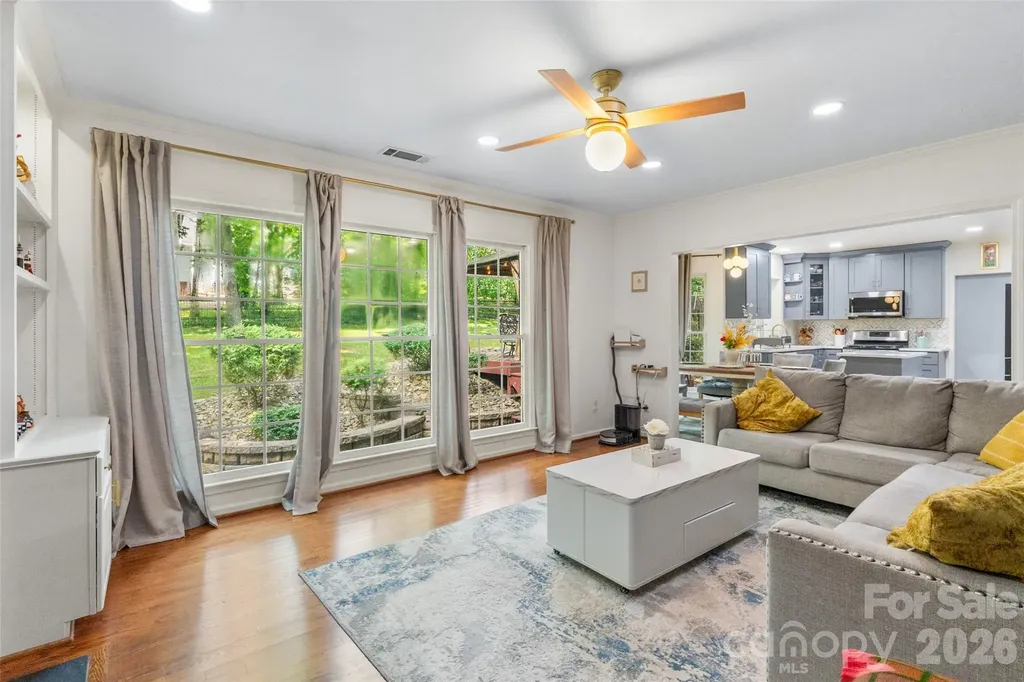 4131 Beauvista Drive Charlotte NC 28269