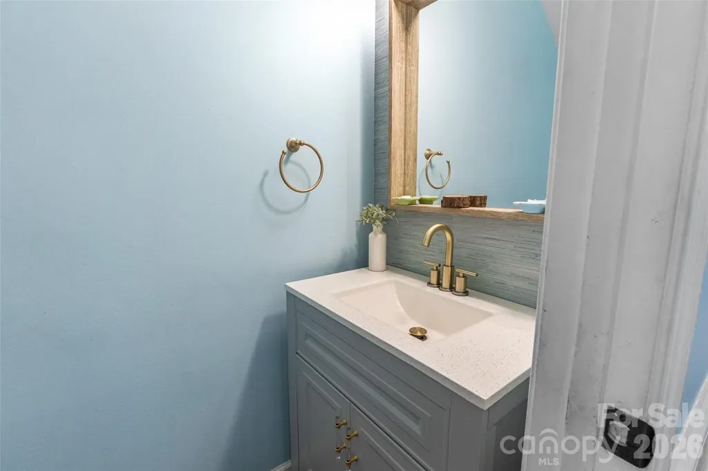 4131 Beauvista Drive Charlotte NC 28269