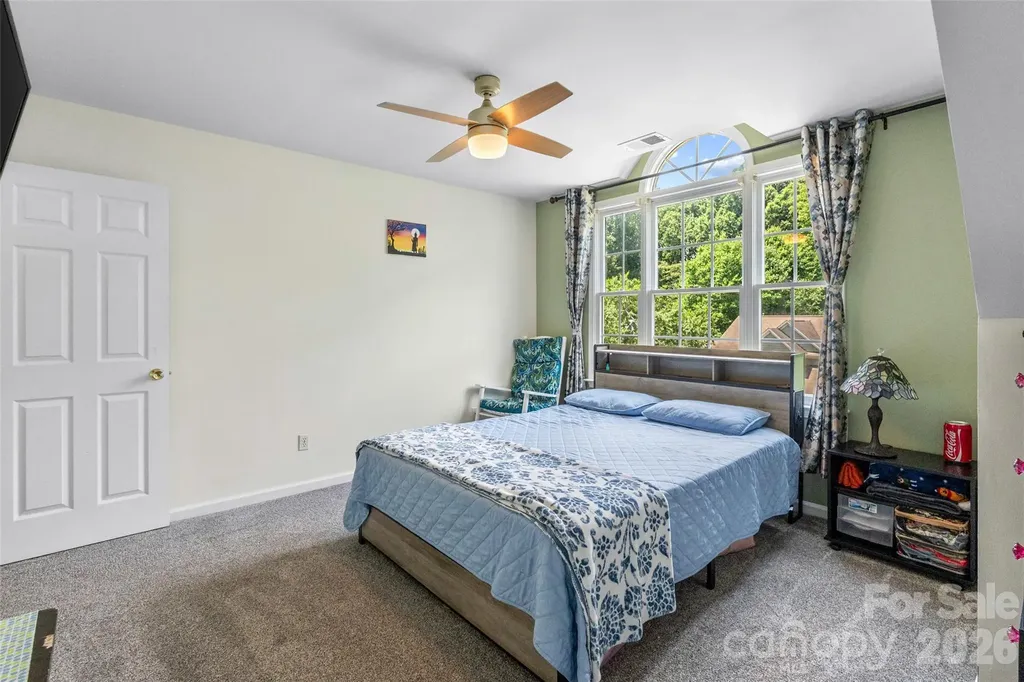 4131 Beauvista Drive Charlotte NC 28269