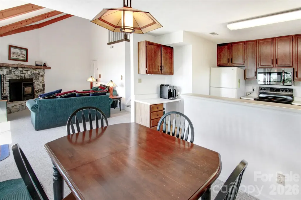 105 Toxaway Views Drive Lake Toxaway NC 28747