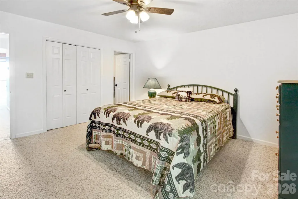 105 Toxaway Views Drive Lake Toxaway NC 28747