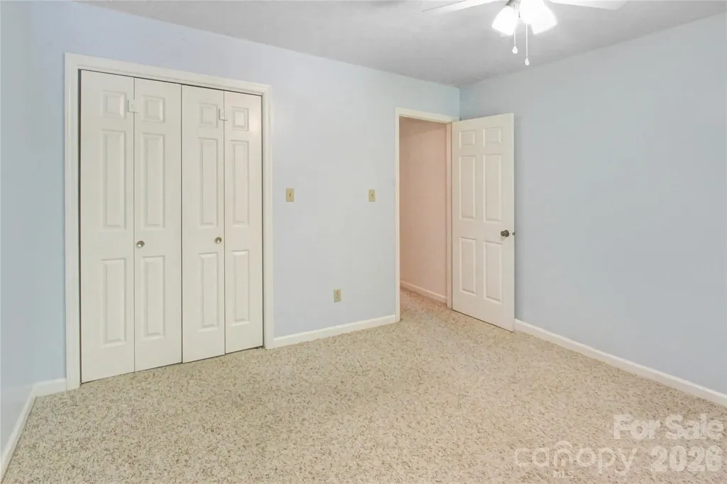 105 Toxaway Views Drive Lake Toxaway NC 28747