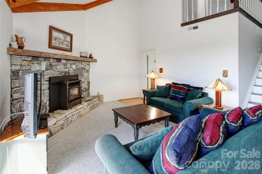 105 Toxaway Views Drive Lake Toxaway NC 28747