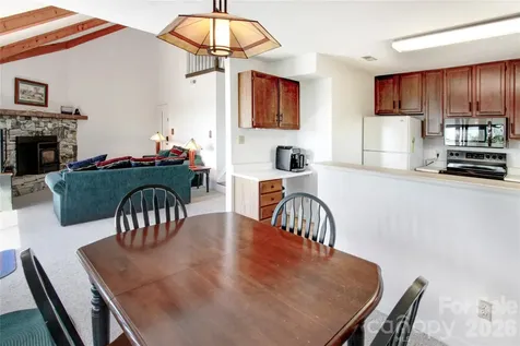 105 Toxaway Views Drive Lake Toxaway NC 28747