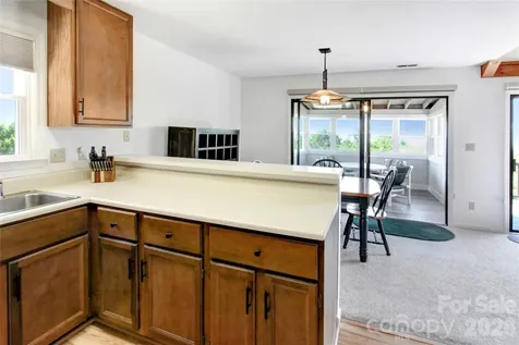 105 Toxaway Views Drive Lake Toxaway NC 28747