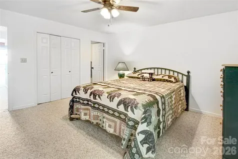 105 Toxaway Views Drive Lake Toxaway NC 28747