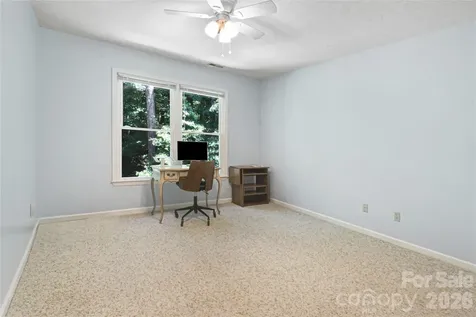105 Toxaway Views Drive Lake Toxaway NC 28747