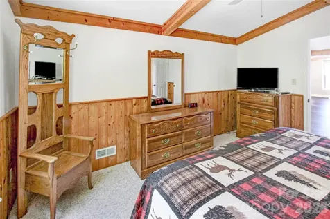 105 Toxaway Views Drive Lake Toxaway NC 28747