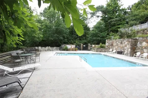 105 Toxaway Views Drive Lake Toxaway NC 28747