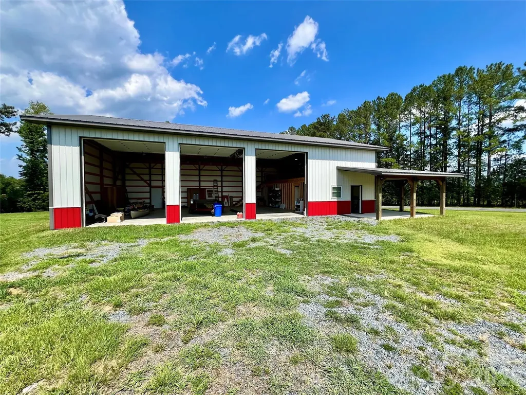510 Lillys Bridge Road Mount Gilead NC 27306