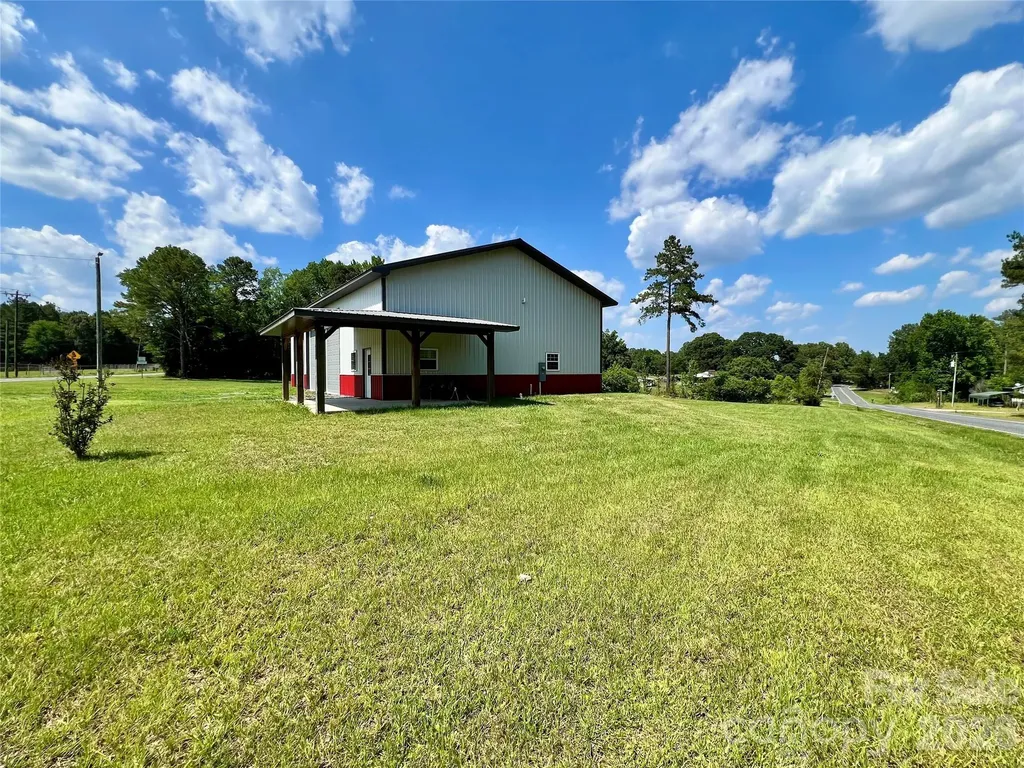 510 Lillys Bridge Road Mount Gilead NC 27306