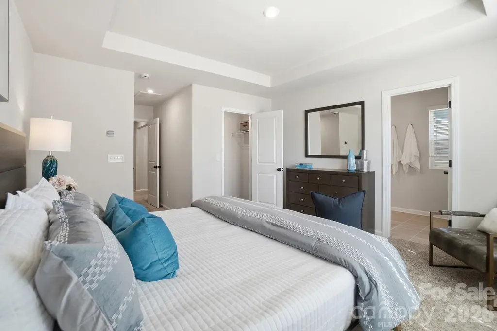 5204 Wyes Oak Lane Charlotte NC 28269