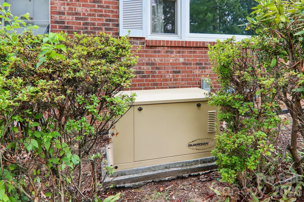3157 Florida Drive Hendersonville NC 28792