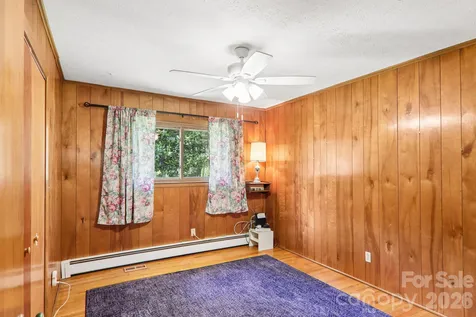3157 Florida Drive Hendersonville NC 28792
