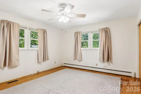 3157 Florida Drive Hendersonville NC 28792