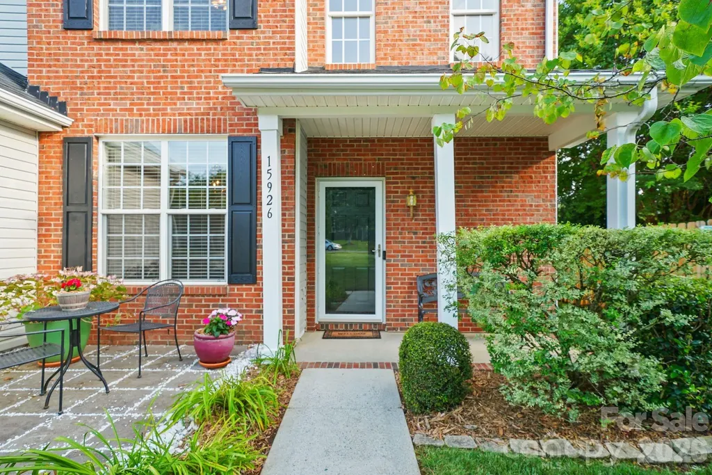 15926 Bubbling Branch Lane Charlotte NC 28273