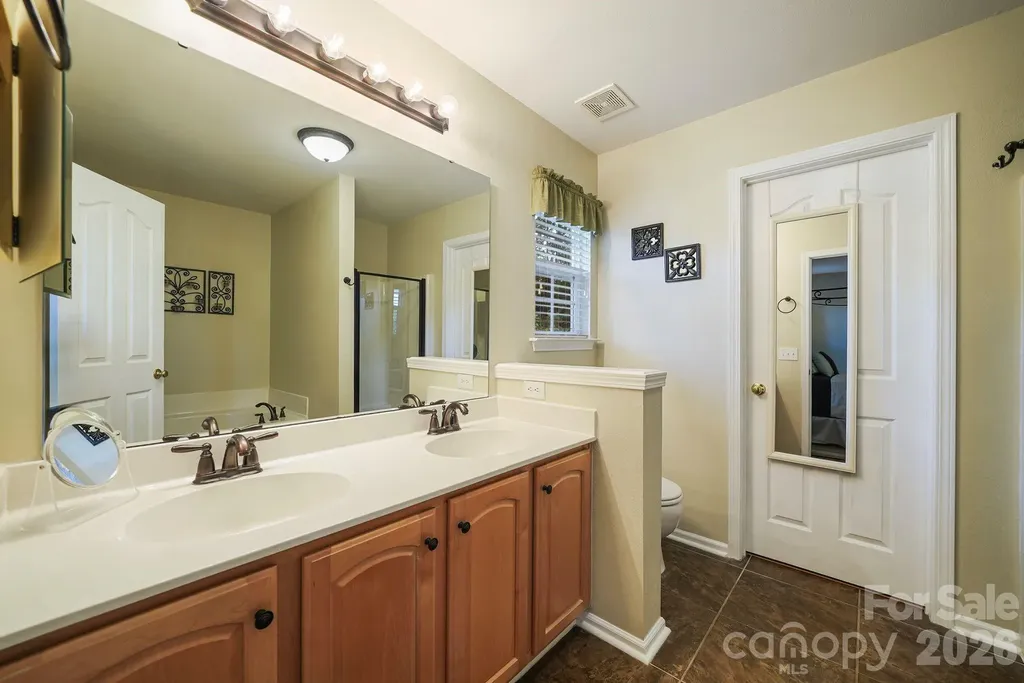 15926 Bubbling Branch Lane Charlotte NC 28273