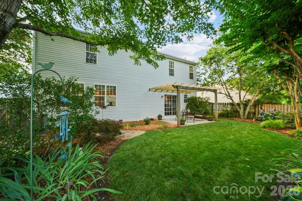 15926 Bubbling Branch Lane Charlotte NC 28273
