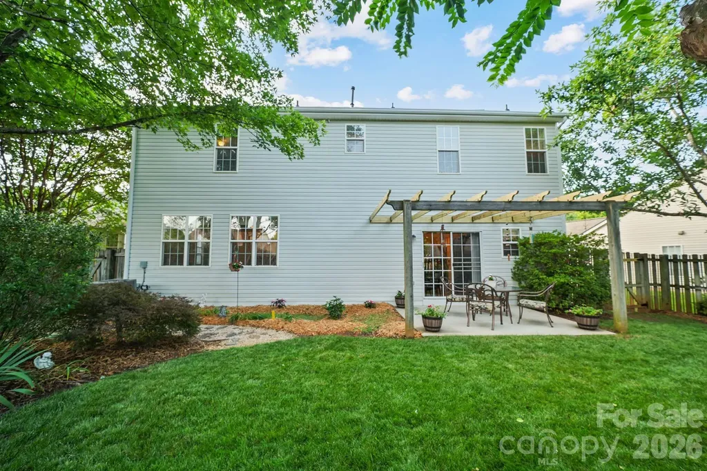 15926 Bubbling Branch Lane Charlotte NC 28273