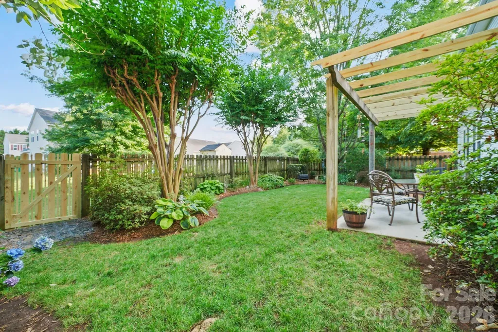 15926 Bubbling Branch Lane Charlotte NC 28273